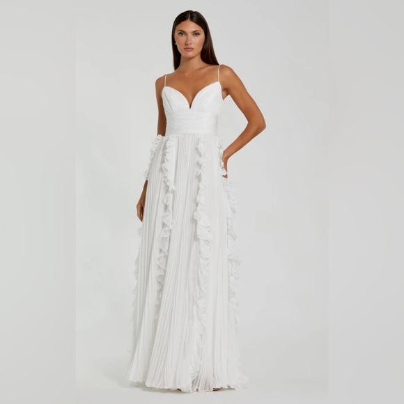 Ienna for Mac Duggal Pleated Sleeveless Flowy Gown - Picture 1 of 10